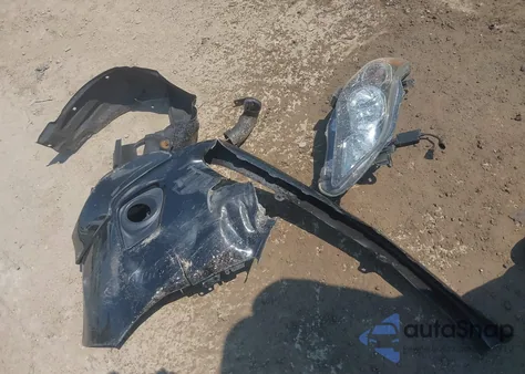 2011 Toyota Corolla S z USA, uszkodzony, nr VIN 2T1BU4EE9BC603675